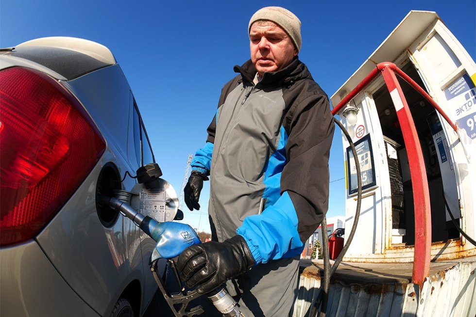 Petrol Prices in Russia Plummet. Market Situation and Forecasts - RG Review